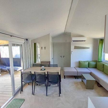 Camping Les Brillas Les Moutiers المظهر الخارجي الصورة