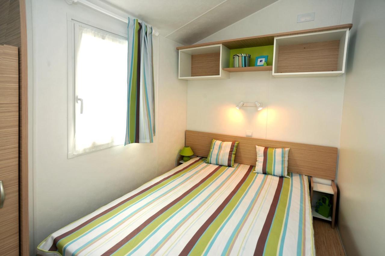 Camping Les Brillas Les Moutiers المظهر الخارجي الصورة