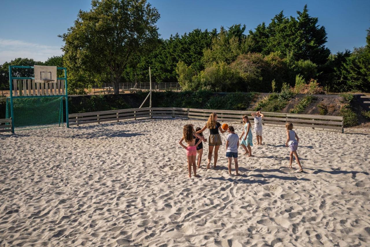Camping Les Brillas Les Moutiers المظهر الخارجي الصورة