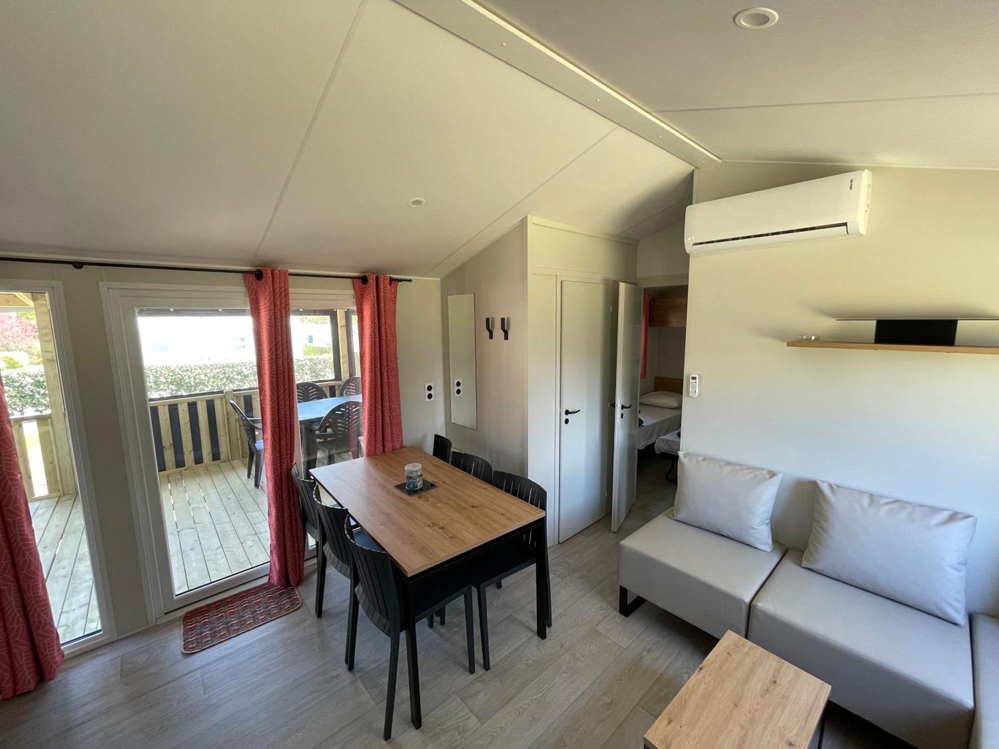 Camping Les Brillas Les Moutiers المظهر الخارجي الصورة