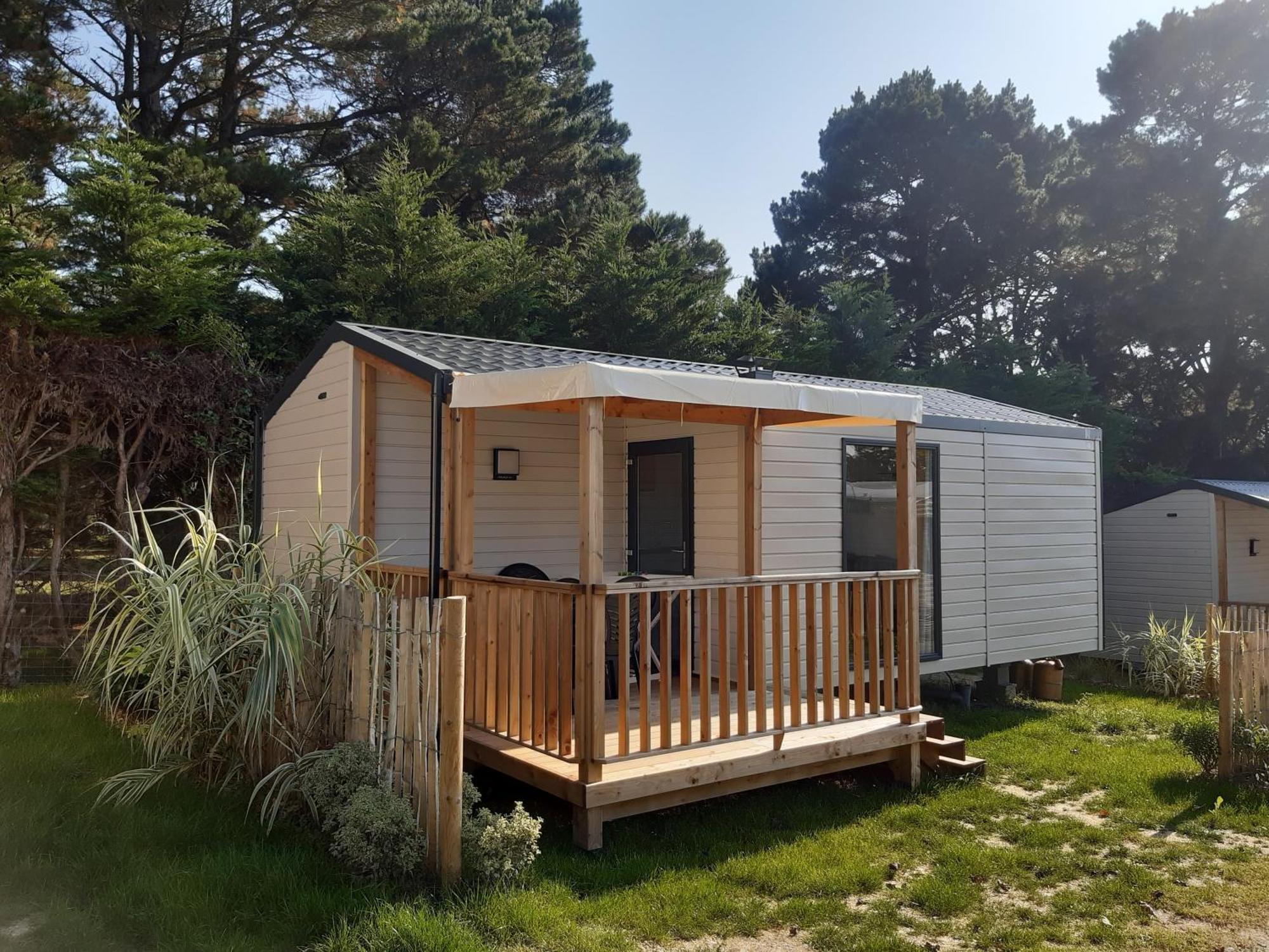 Camping Les Brillas Les Moutiers المظهر الخارجي الصورة