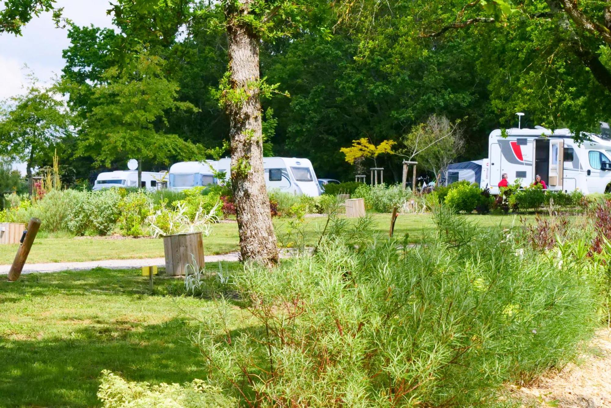 Camping Les Brillas Les Moutiers المظهر الخارجي الصورة